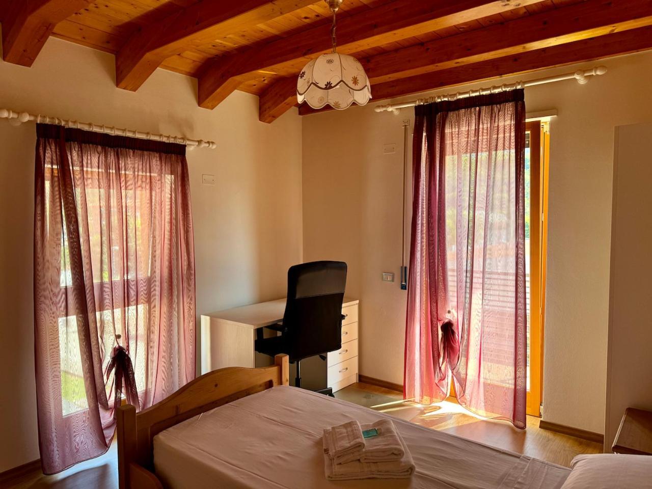 Ai Fol 6 - Stazione E Centro Apartment Feltre Exterior photo